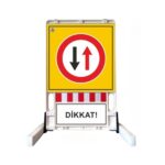 Karşıdan Gelene Yol Ver Katlanır Uyarı Levhalı Bariyer