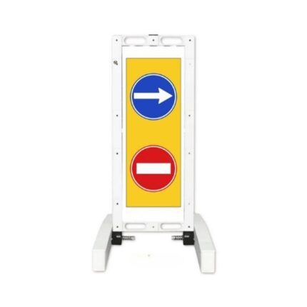 Trafik Sağa Yönlendirme Katlanır Uyarı Levhalı Yol Bariyeri